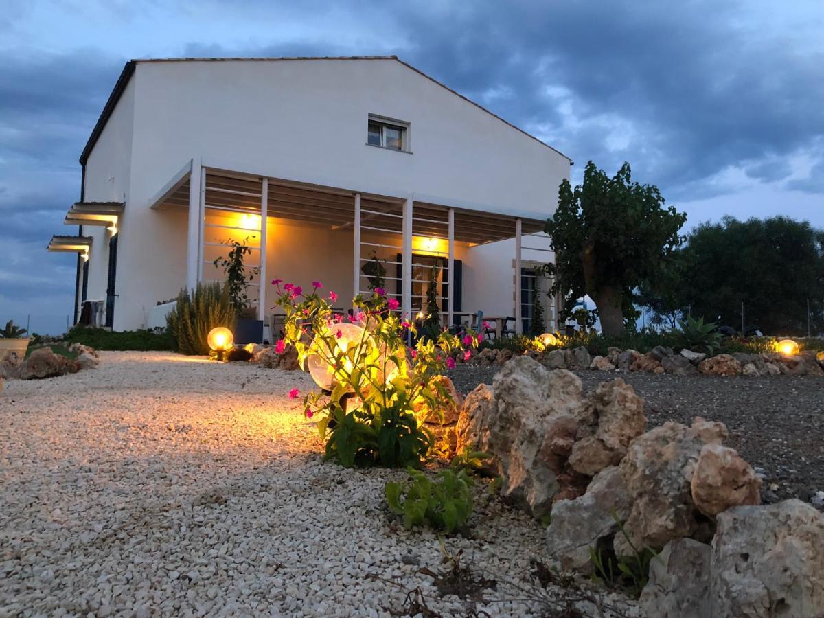 B&B Casa Del Faro Sanvallero Adults Only Portopalo Di Capo Passero 외부 사진